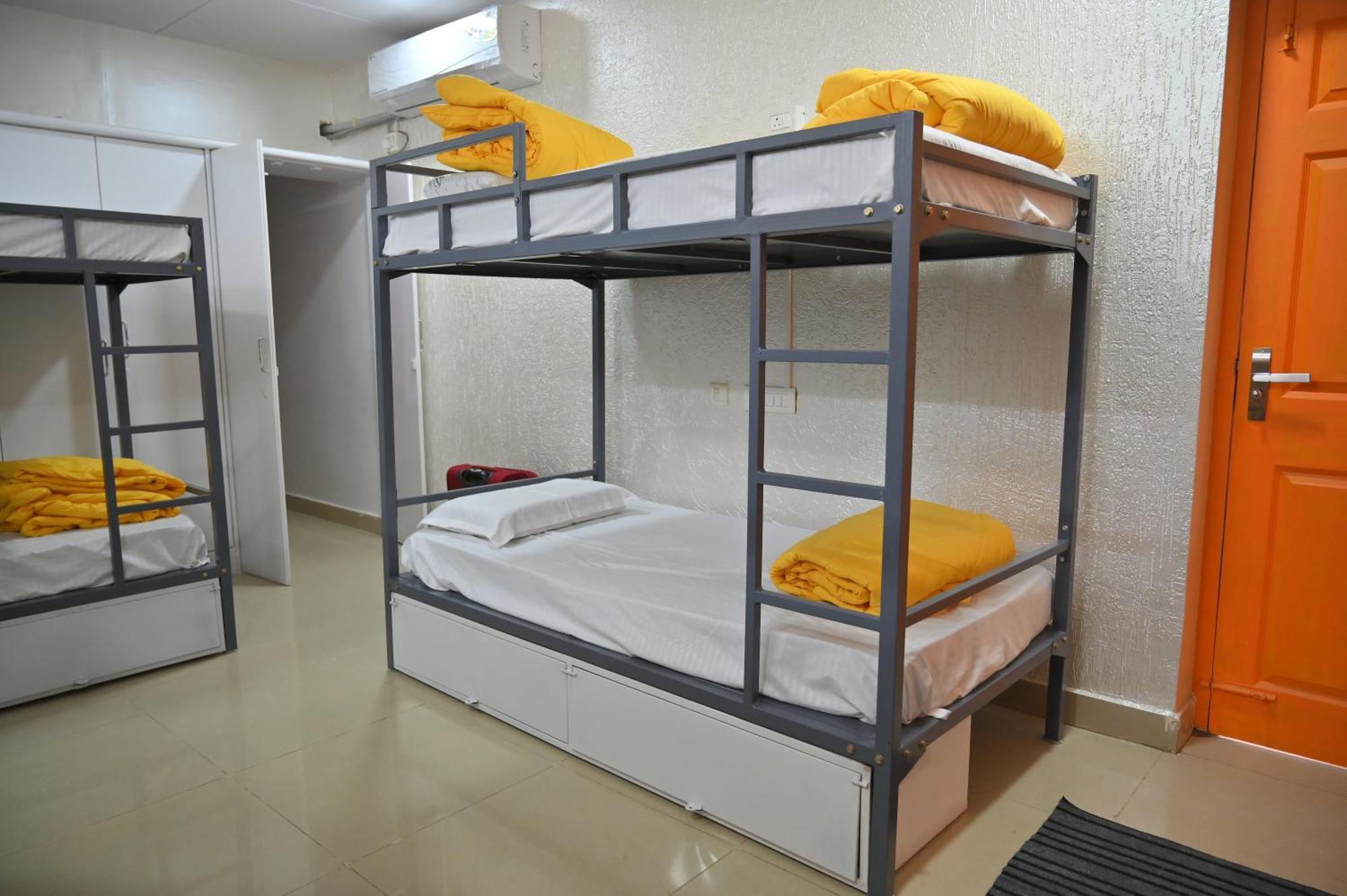 Hyderabad Wanderers Cave Hotel Kültér fotó