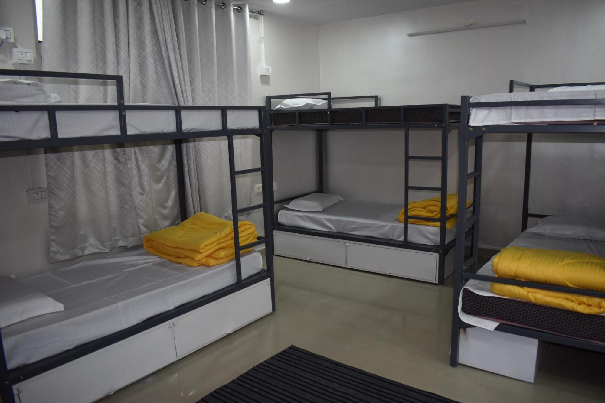 Hyderabad Wanderers Cave Hotel Kültér fotó